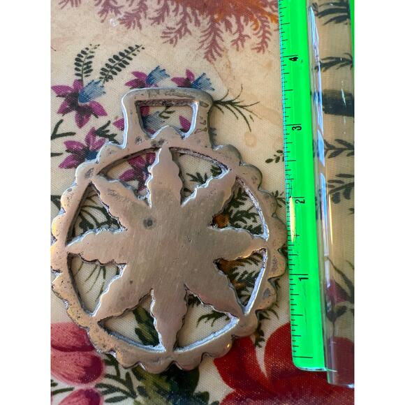 Brass Medallion: Abstract Star Design: Horse Bridle - Picture 5 of 5